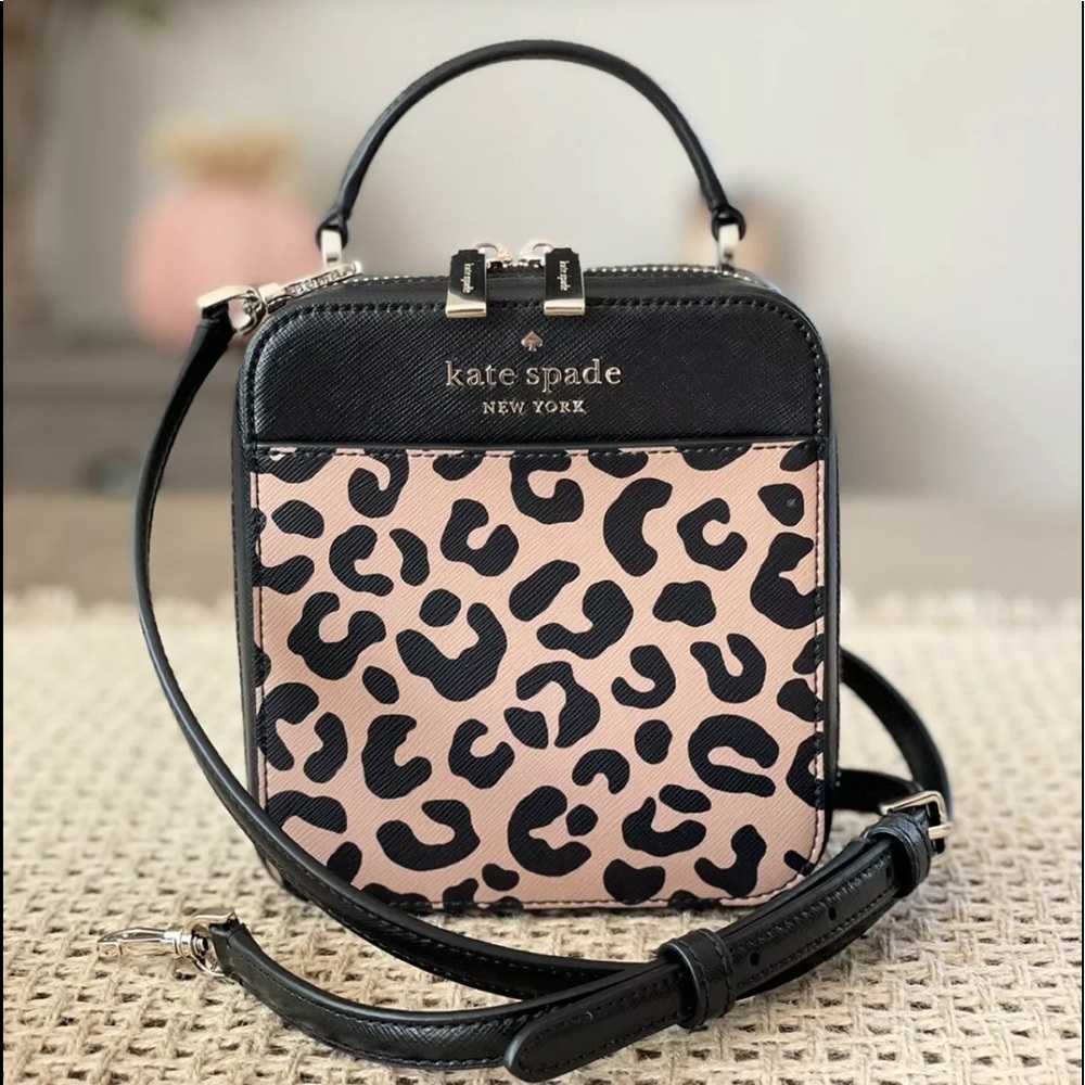Kate Spade Daisy Vanity Crossbody Graphic Leopard Leather Top Handle Case Black